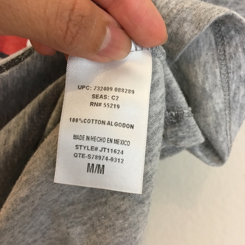🪴3x$20 SALE Gray Disney Minnie Mouse T-Shirt - Picture 7 of 12